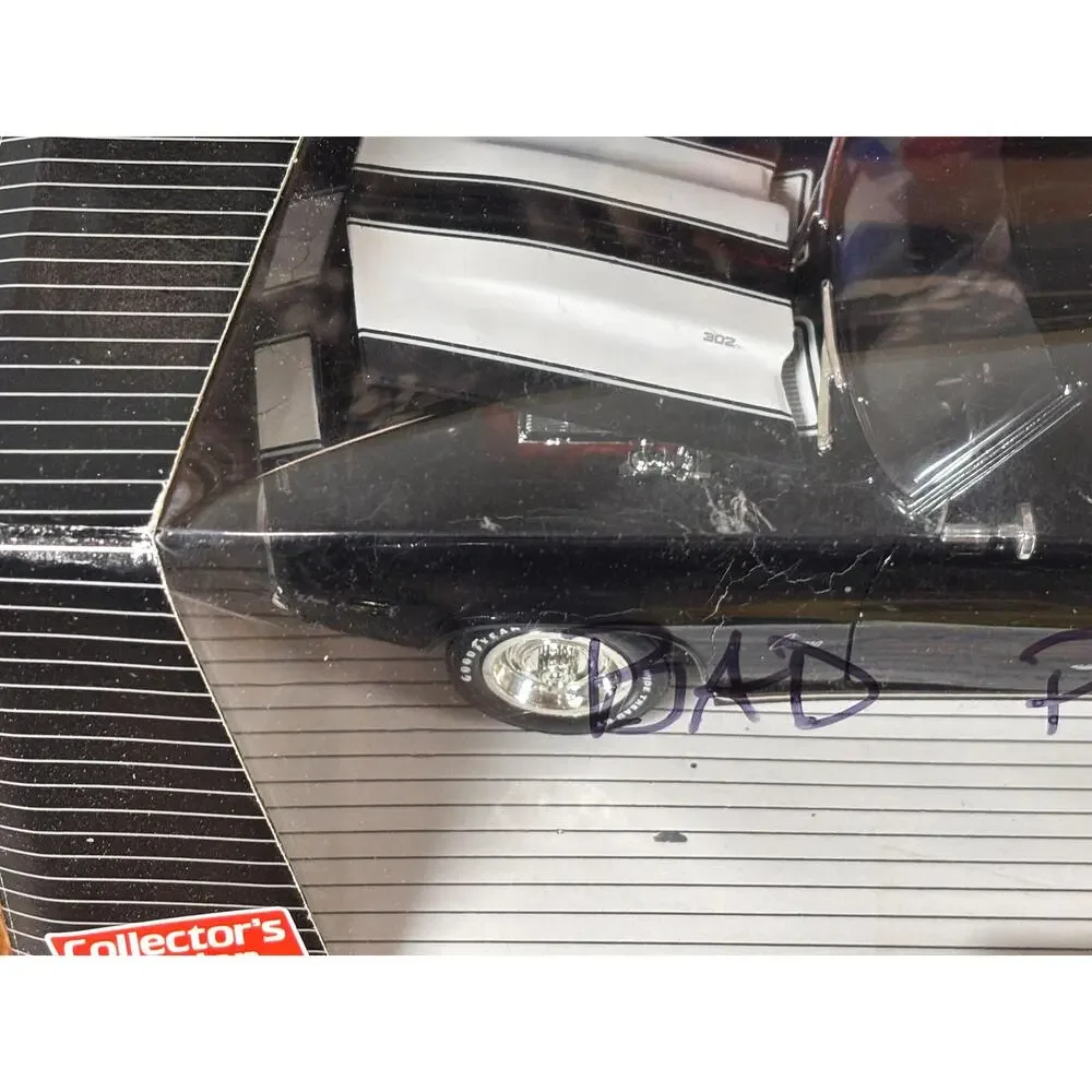 ERTL American Muscle '69 Black Chevy Camaro Z/28 1/18 Scale Die Cast Metal Car